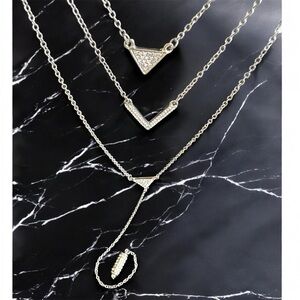 Vintage Steve Madden necklace